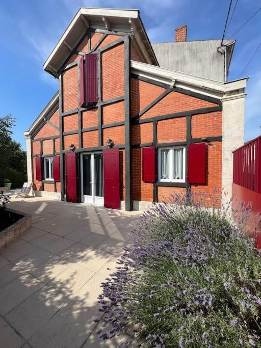 La Petite Angerienne Villa Saint-Jean-dʼAngély Екстериор снимка